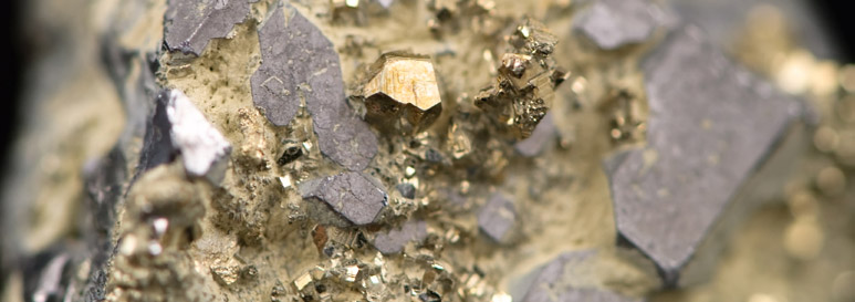 Gold & Onyx Mining - USA